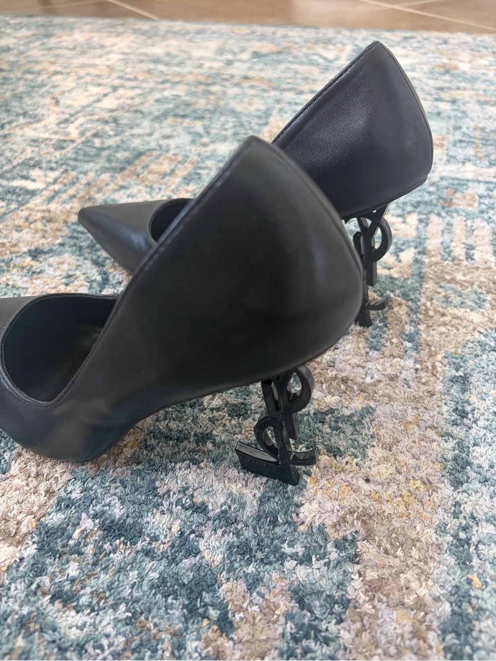 Designer Black Pointed Leather Pump with Sculptural Logo Heel - Picture 3 of 5